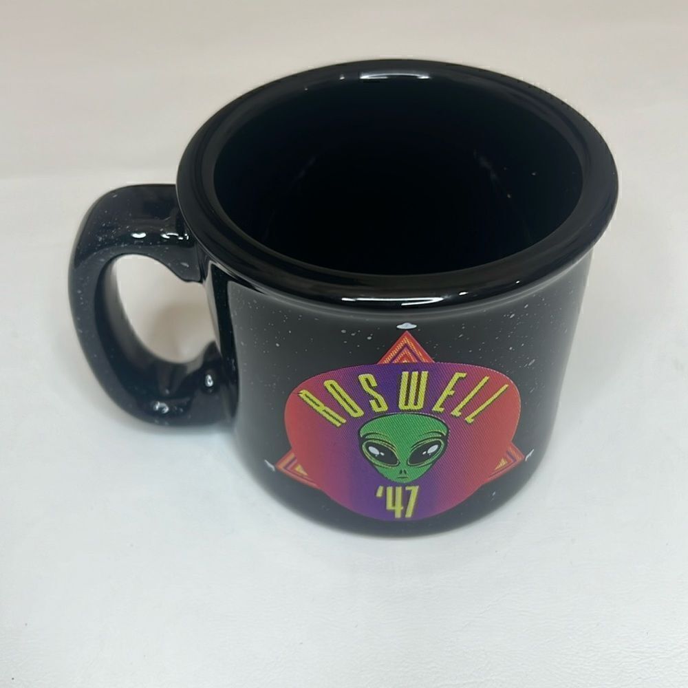M Ware Roswell’47 Alien Spaceship Cow Red Black Speckled 2 Cup Mug Coffee Tea